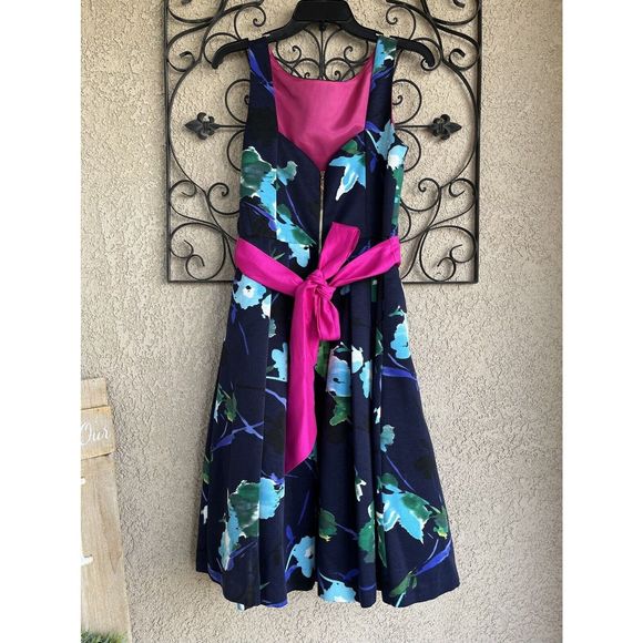 Eliza J Faille belted fit & flare dress - size 8 - multicolored - Picture 4 of 10